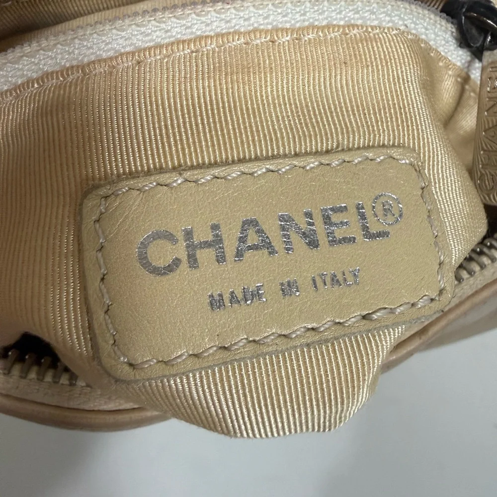 CHANEL Beige CC Logo Chocolate Bar Quilted Lamb Skin Shoulder Bag